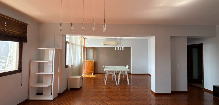Arrenda-se APARTAMENTO T3