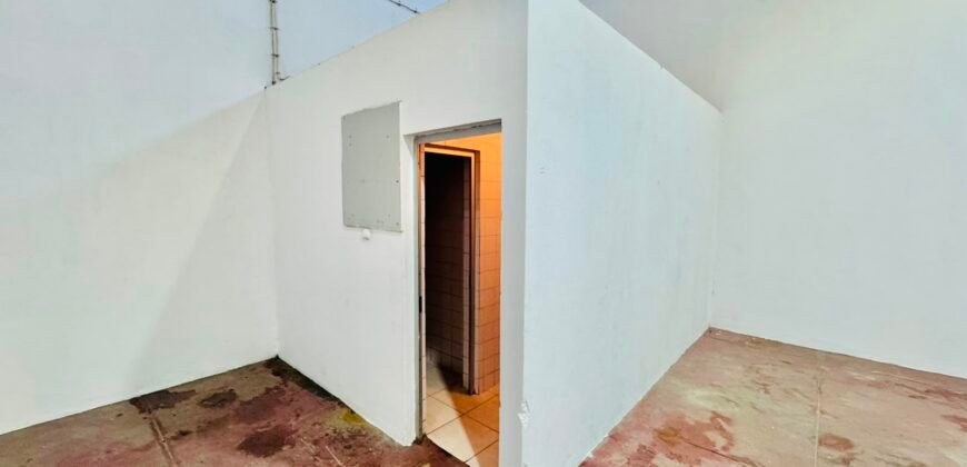ARRENDA-SE ARMAZÉM NA FPLM, C.Maputo