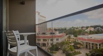 ARRENDA-SE APARTAMENTO T1, SITO NA AVENIDA DA MARGINAL, PARKMOZA